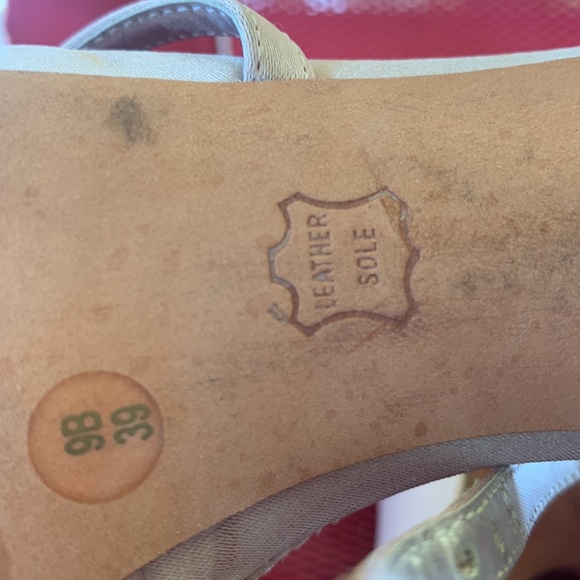 BCBG MAXAZRIA leather upper high heel neutral satin sandal-dress up any outfit! - Picture 5 of 6